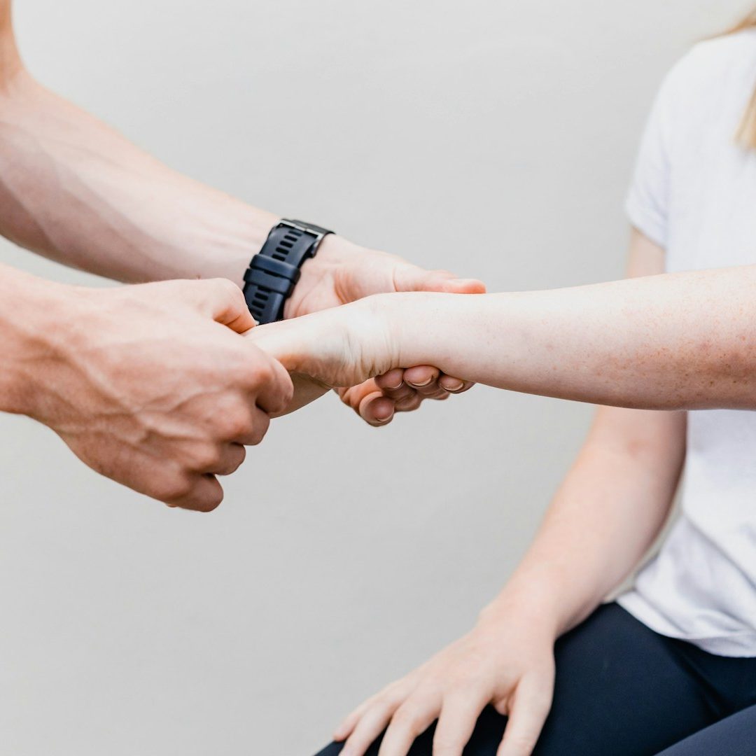 Sektorale Heilpraktik Manuelle Therapie, Physiotherapie, Mülheim Saarn, Heilpraktik, Privatpraxis, Rückenschmerzen, Atlastherapie, Krankengymnastik, Hausbesuche